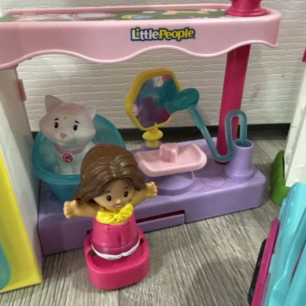 Fisher-Price Little‎ People Barbie Pet Spa & Horse Stable Play sets